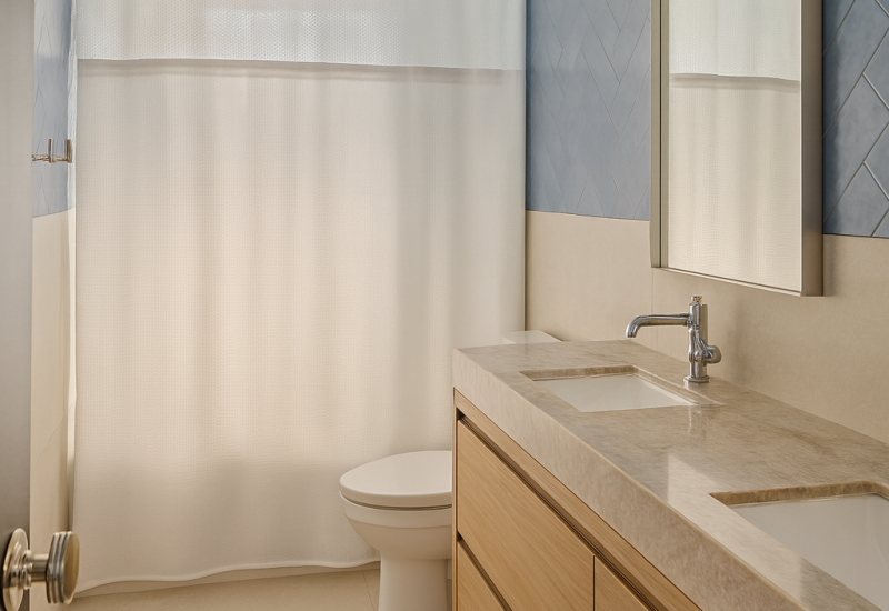 SECONDARY-BATHROOM